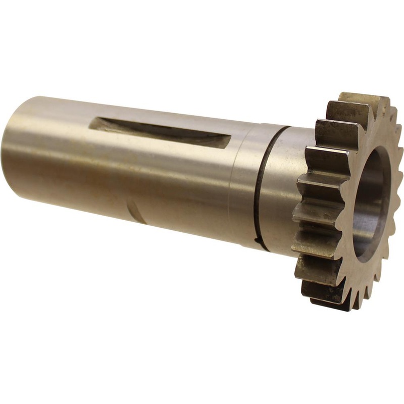 AMH207015 Feederhouse Input Gear